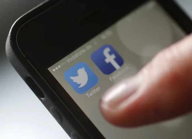 Nhiều tài khoản giả mạo có âm mưu bị Twitter xóa bỏ. ẢNH CHỤP MÀN HÌNH