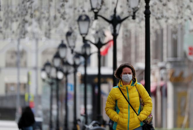 Một tuyến phố thưa người tại thủ đô Moscow. REUTERS