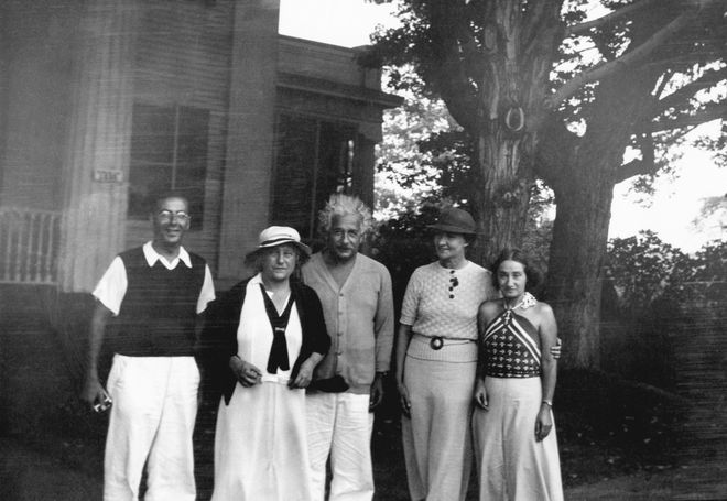 Margarita Konenkova trong một lần đến thăm nhà cha mẹ Albert Einstein. ẢNH TƯ LIỆU