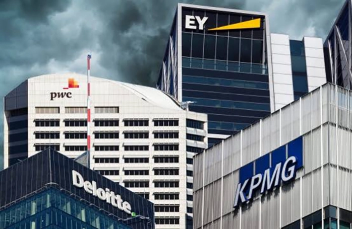 KPMG và PwC tuyên bố cắt đứt quan hệ với Nga, khiến mọi sự chú ý đổ dồn về phía Deloitte và YE.