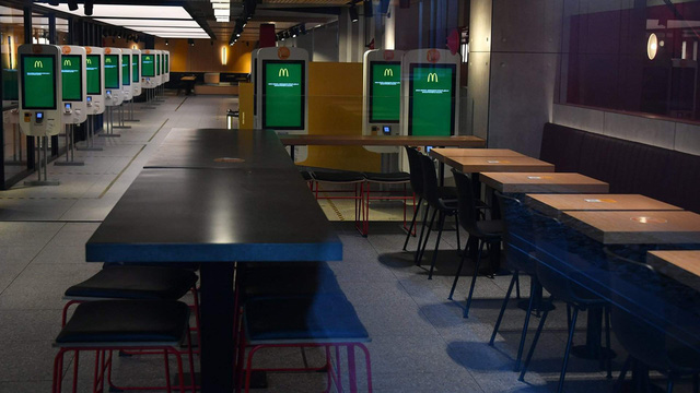 Trên toàn cầu, hầu hết các cơ sở của McDonald's được vận hành bởi các nhà điều hành nhượng quyền. (Ảnh: Izvestia)