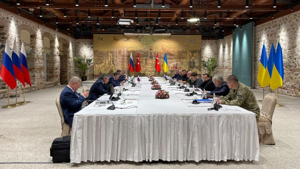 Phái đoàn Nga và Ukraine đàm phán tại Istanbul ngày 29.3 / REUTERS