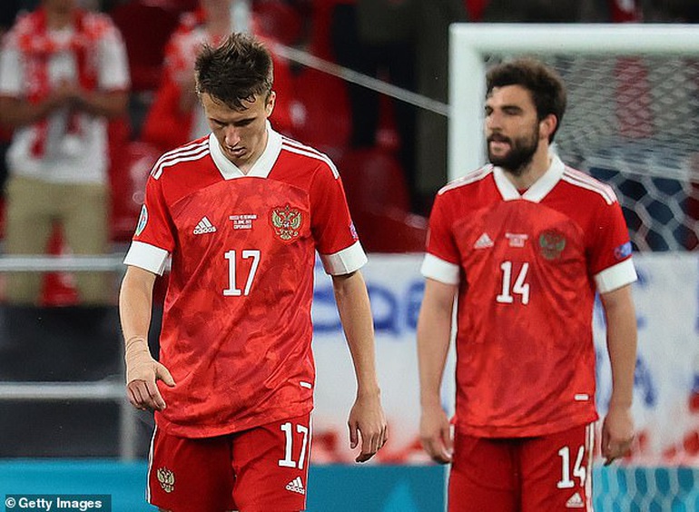 Bóng đá Nga chịu lệnh cấm từ FIFA và UEFA (Ảnh: Getty).