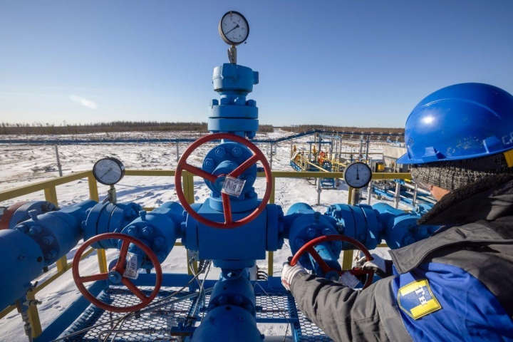 Quan chức OPEC cho biết thị trường đang thiếu hụt khoảng 7 triệu thùng dầu mỗi ngày do các lệnh trừng phạt từ phương Tây. (Ảnh: GIS Reports)