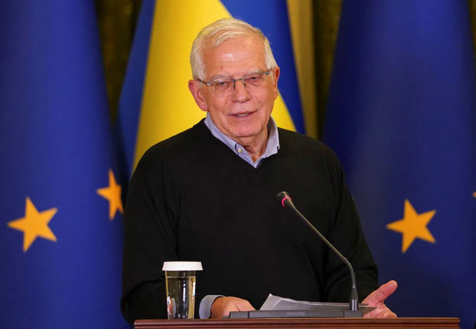 Đại diện cấp cao về chính sách đối ngoại và an ninh của EU Josep Borrell tại cuộc họp báo ở Kiev, Ukraine hôm 8/4. Ảnh: Reuters.