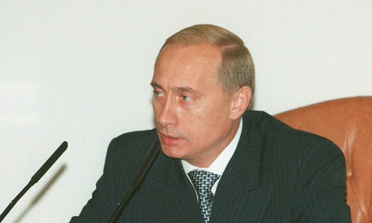 Vladimir Putin năm 1999. Ảnh: AP.