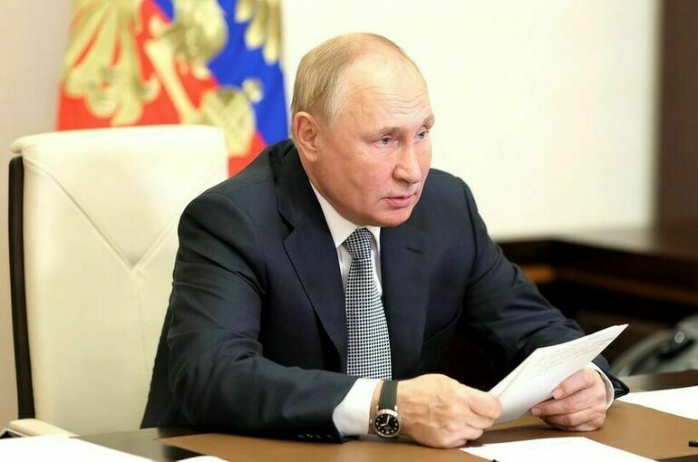 Tổng thống Vladimir Putin @Парламентская газета