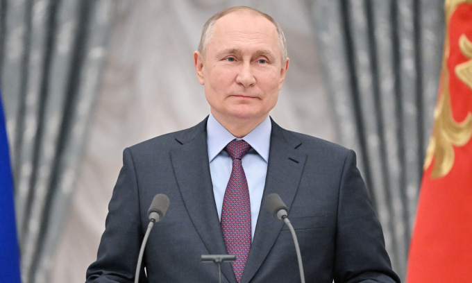 Tổng thống Putin họp báo tại thủ đô Moskva của Nga ngày 22/2. Ảnh: Reuters.
