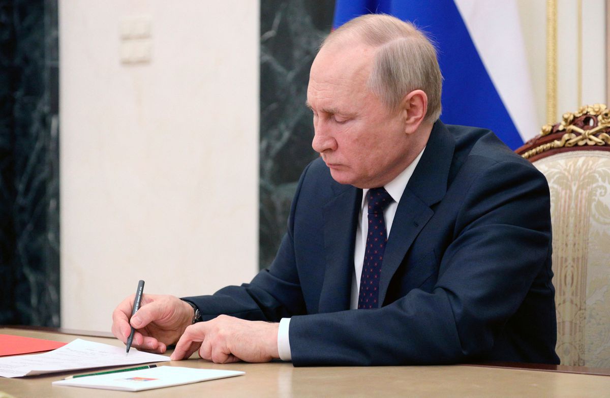 Tổng thống Nga Vladimir Putin tại một cuộc họp Hội đồng An ninh quốc gia / REUTERS