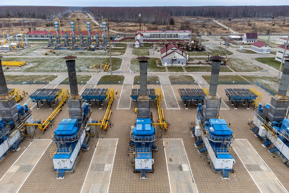Một kho dự trữ nhiên liệu ngầm ở ngoại ô Matxcơva (Nga) - Ảnh: BLOOMBERG