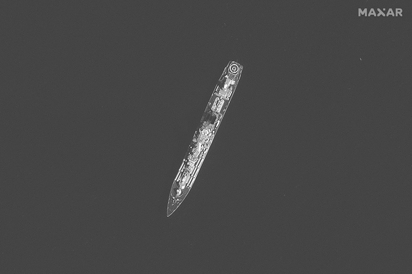 Tuần dương hạm Moskva trên Biển Đen trong ảnh chụp vệ tinh hôm 10/4. Ảnh: Maxar.