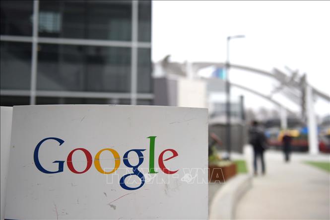 Biểu tượng Google tại trụ sở ở Mountain View, California, Mỹ. Ảnh: AFP/TTXVN